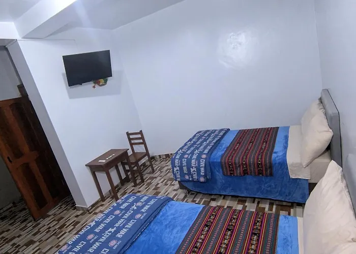 Aguilar Apaza Family Homestay *